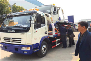 洛扎汽车道路救援拖车价格